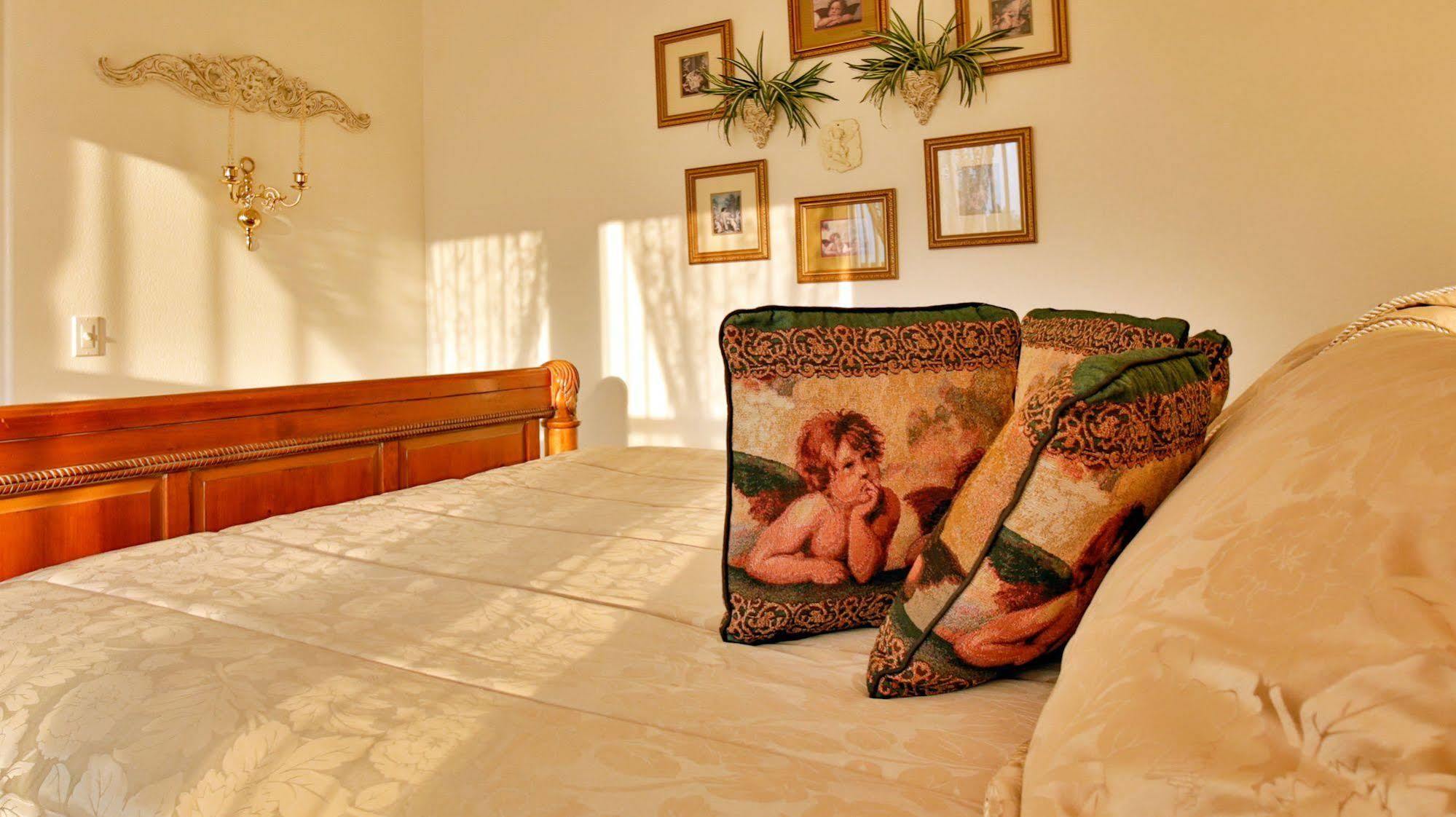 Dreamkatchers Lake Powell Bed&Breakfast Big Water Exterior foto