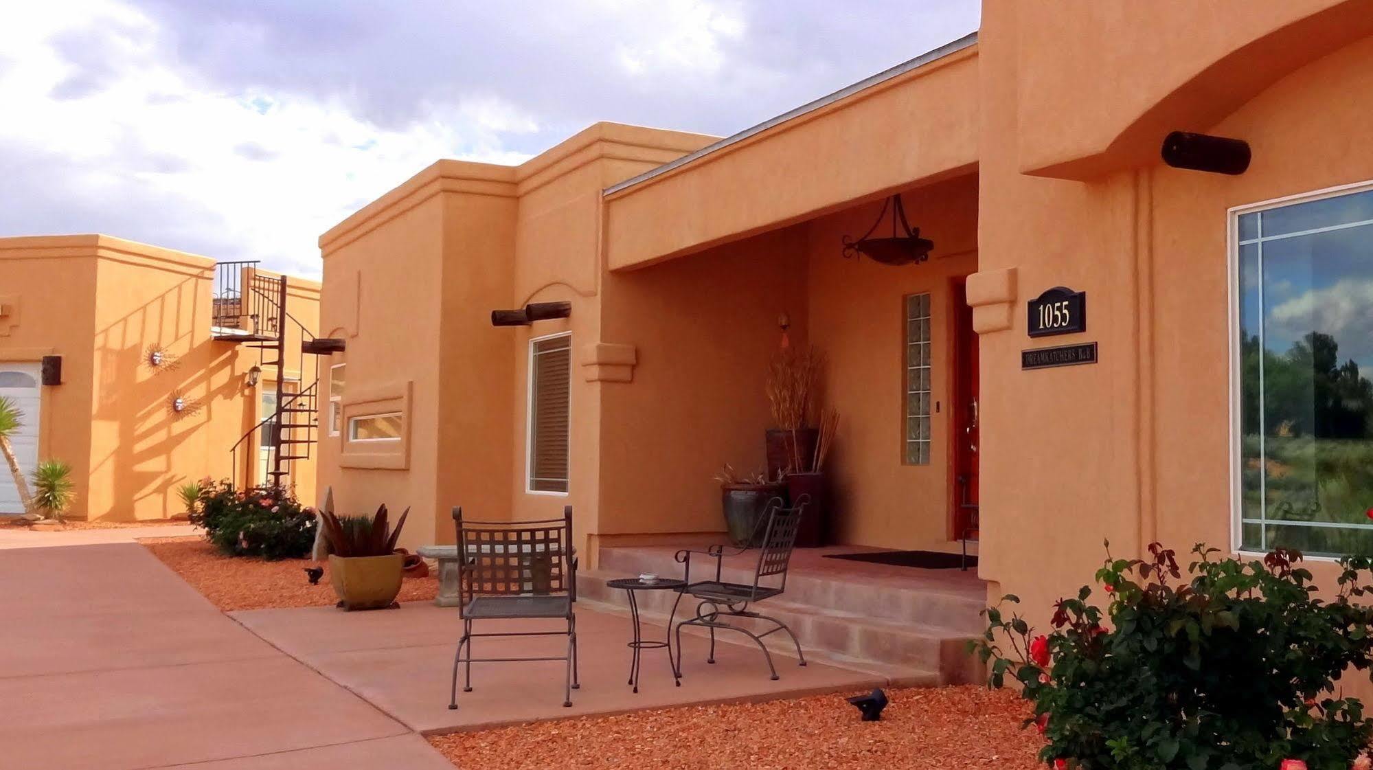 Dreamkatchers Lake Powell Bed&Breakfast Big Water Exterior foto